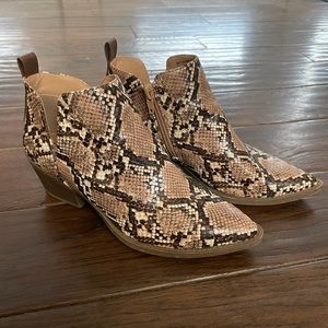 Snake skin booties with heel